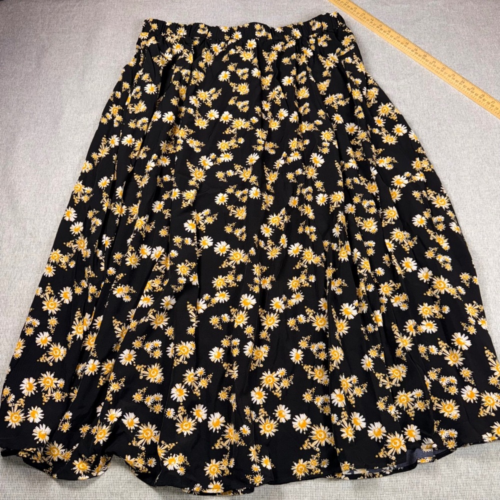 Emery Rose 2XL Mustard Yellow Top & Black Daisy Floral Skirt Set NWT